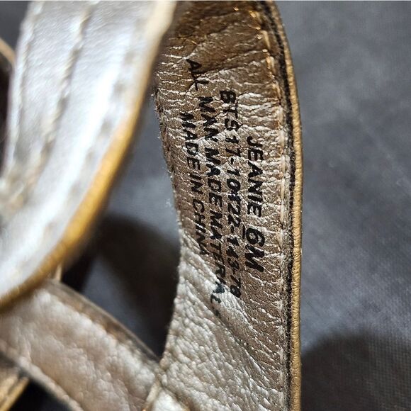 YUU WOMEN'S OPEN-TOE MULTI-STRAPS SLIP-ON SANDAL - Picture 13 of 16